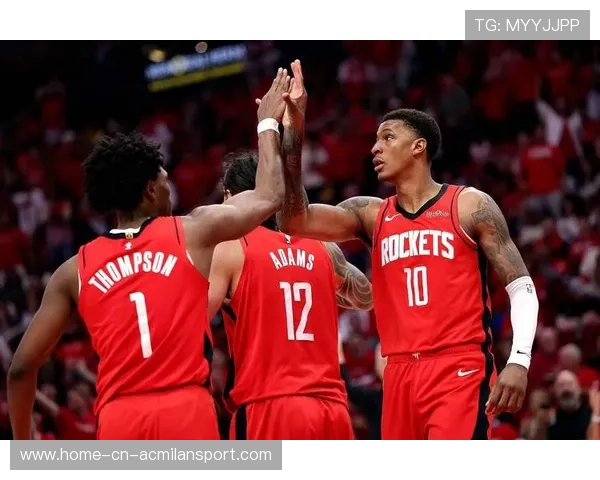 史密斯压哨三分救命!火箭锋线群集体回暖 史密斯压哨三分救命!火箭锋线群集体回暖