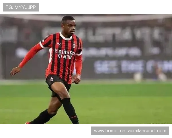 AC米兰—卡卢卢边路突破后横传建功 AC米兰—卡卢卢边路突破后横传建功