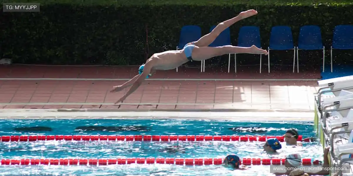 从球鞋到纪念衫，每一件都是热爱的勋章！👟